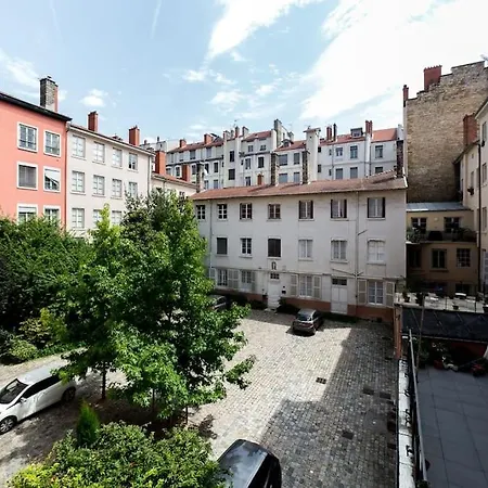 Calm And Ideally Located In Bellecour